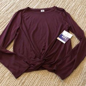 New with tags burgundy joy lab twist from tee